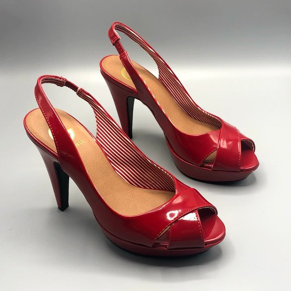G by Guess Missie Red Leather Heels Size 7M - Picture 6 of 15